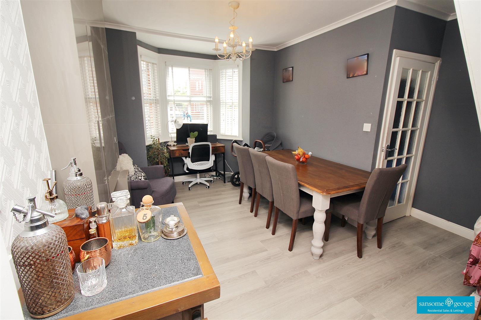 2 bed property in St. Georges Road, Reading